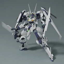 Plastic Models><noscript><img width=