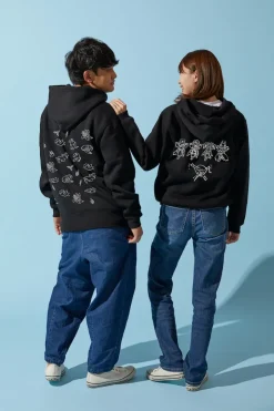 Jackets & Hoodies><noscript><img width=