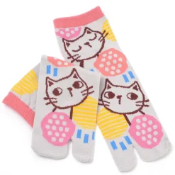 Footwear>Nagomi Modern Women's Gray Cat Tabi Socks