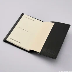 NieR: Automata Book Cover 2B Online
