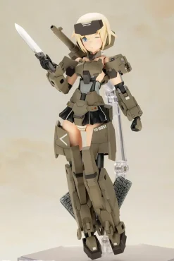 Plastic Models><noscript><img width=