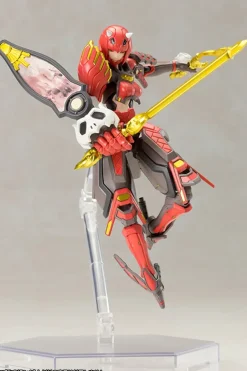 Plastic Models><noscript><img width=