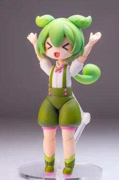 Plastic Models><noscript><img width=