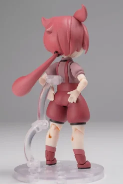 Plastic Models><noscript><img width=