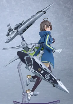 Plastic Models><noscript><img width=