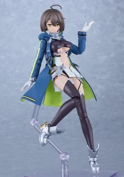 Plastic Models><noscript><img width=