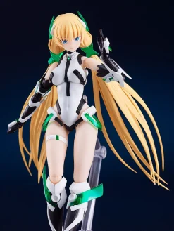 Plastic Models><noscript><img width=