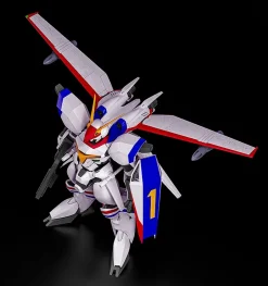 Plastic Models><noscript><img width=