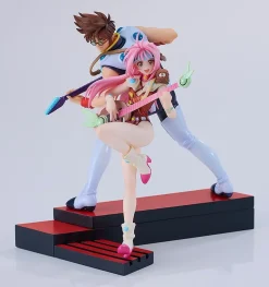 Plastic Models><noscript><img width=