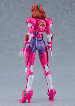 Plastic Models><noscript><img width=
