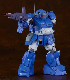 Plastic Models><noscript><img width=