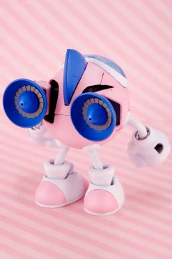 Plastic Models><noscript><img width=