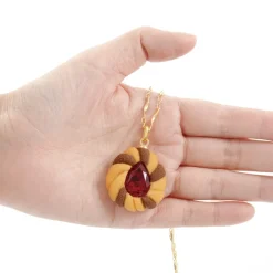 Q-pot. Jewel Cookie Strawberry Necklace Hot