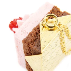Q-pot. Strawberry Chocolate Petit Cake Necklace Best