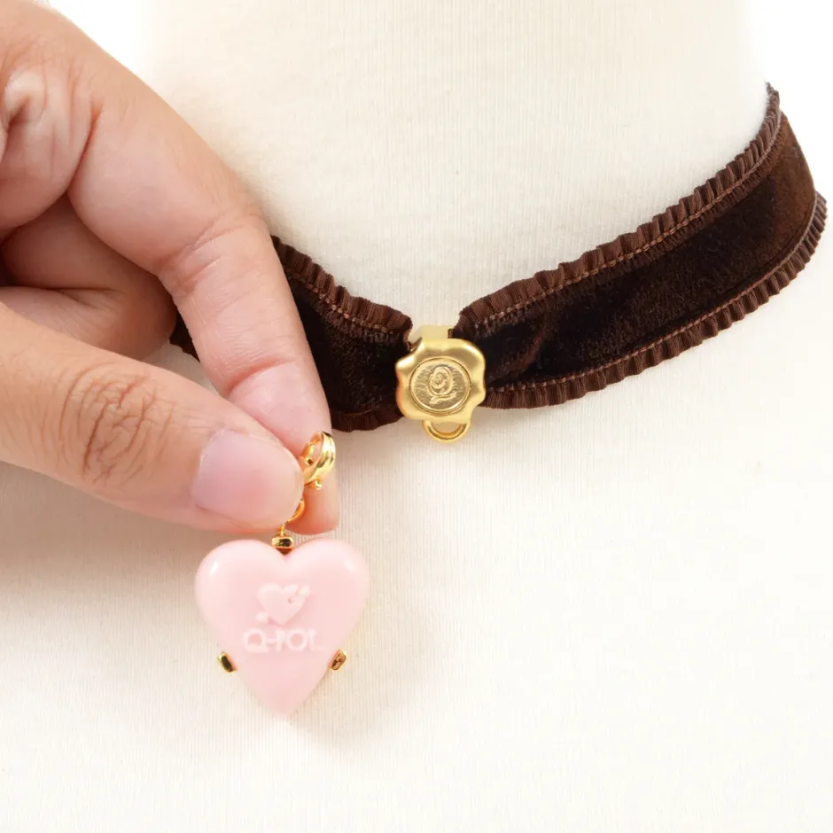 Jewelry & Hair Accessories>Q-pot. Velvet Ribbon Choker w/ Puchi Arrow Heart Milky Strawberry Charm