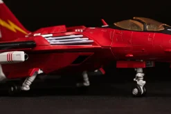 Plastic Models><noscript><img width=