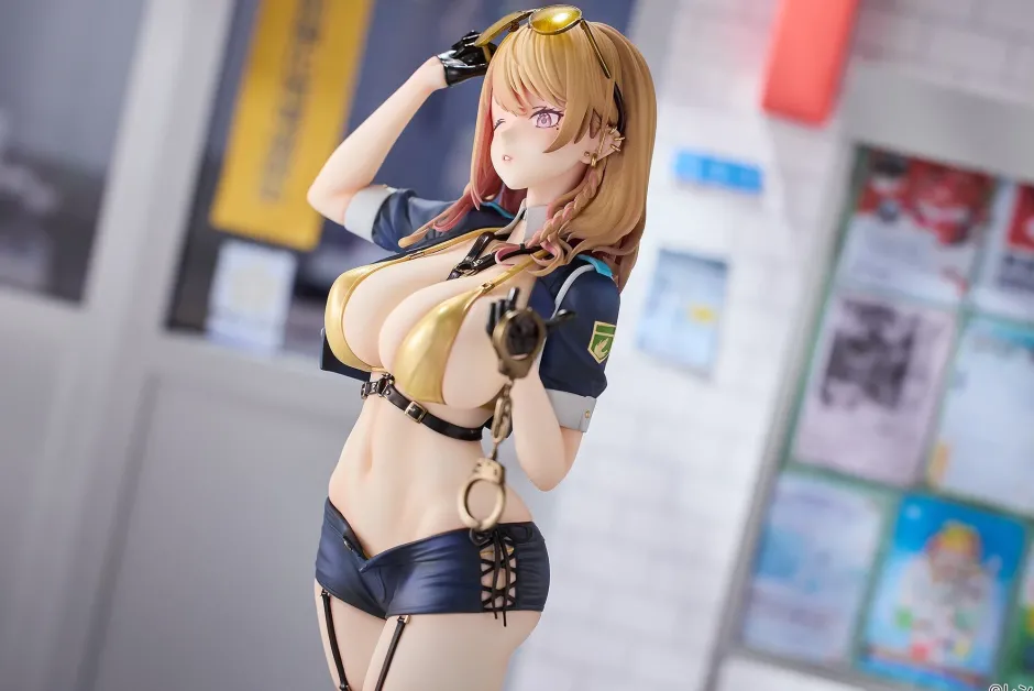 Bishoujo Figures|Scale Figures>Renge Illustration Gal Policewoman Arisa Takanashi 1/6 Scale Figure Deluxe Edition w/ Bonus
