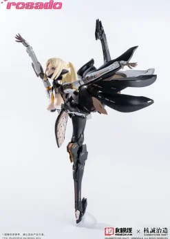 Plastic Models><noscript><img width=