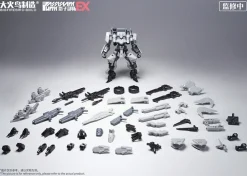 Plastic Models><noscript><img width=