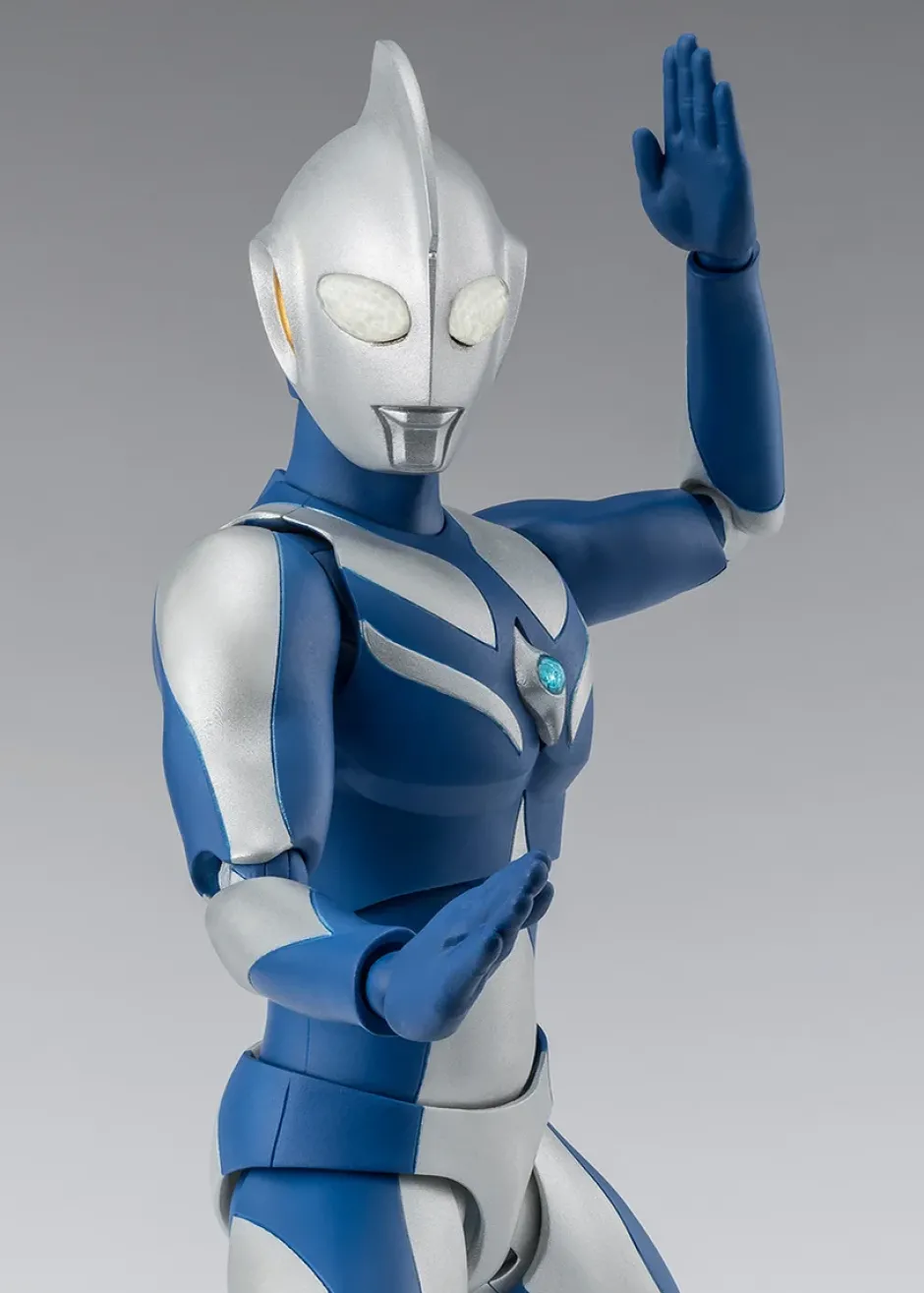 Action Figures>S.H.Figuarts Ultraman Cosmos Luna Mode