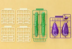 Plastic Models><noscript><img width=