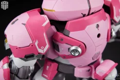 Plastic Models><noscript><img width=