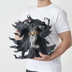 Sofbinal Batman: Hard Black Ver. Soft Vinyl Figure Hot