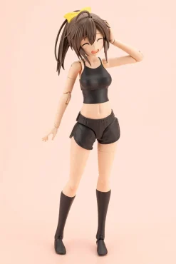 Plastic Models><noscript><img width=