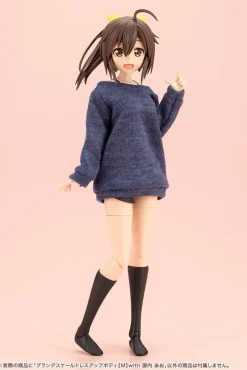 Plastic Models><noscript><img width=