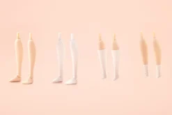 Plastic Models><noscript><img width=