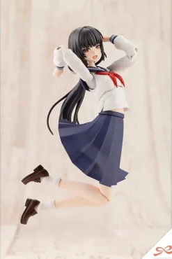 Plastic Models><noscript><img width=