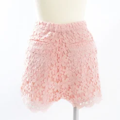 Bottoms><noscript><img width=