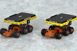 Plastic Models><noscript><img width=