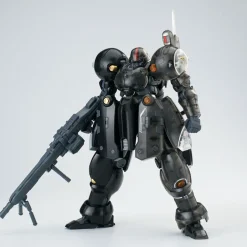 Plastic Models><noscript><img width=