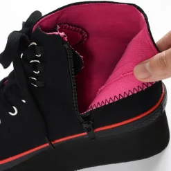Footwear><noscript><img width=