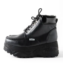 Footwear><noscript><img width=