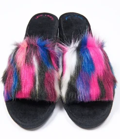 Footwear><noscript><img width=